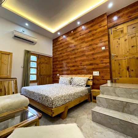 The Wild Yak Hotel Mandi Exterior photo